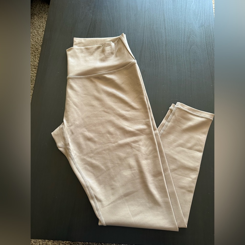 BuffBunny X-Large tan shimmer leggings NWOT